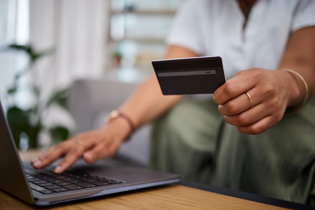 AXI CARD - Nu plati cardul de credit in ziua scadentei