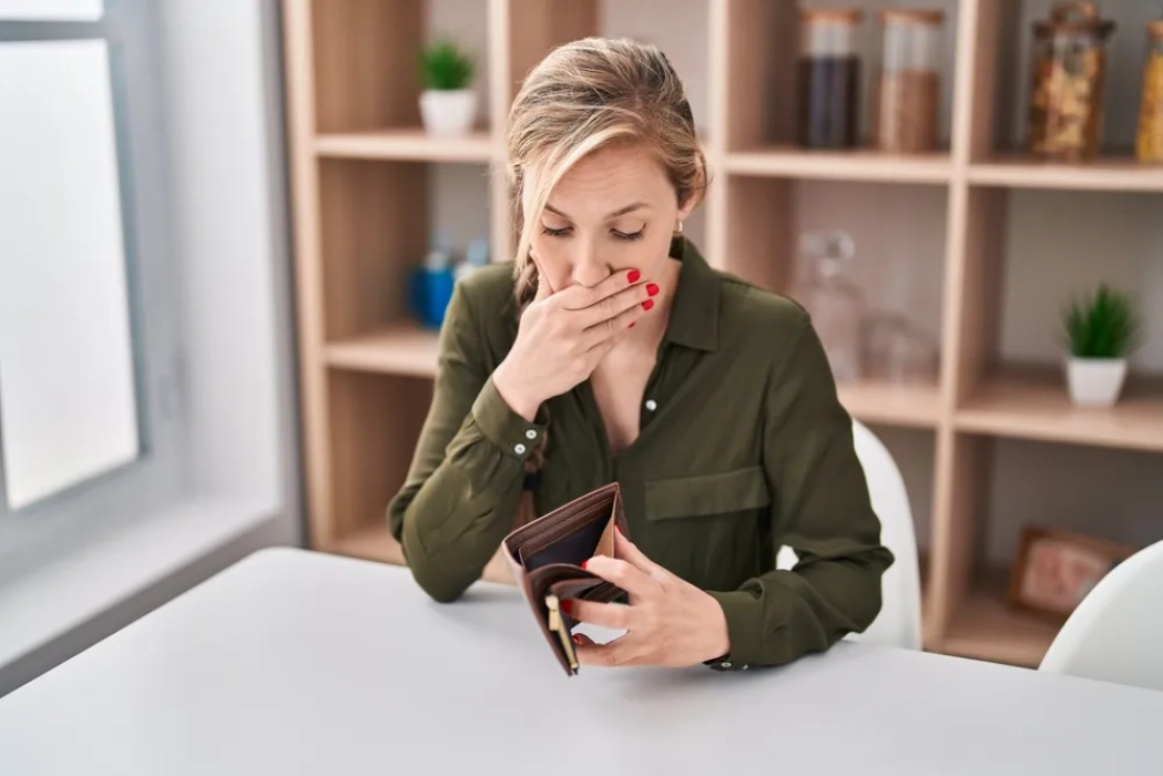 Salariu intarziat? 5 solutii rapide si credit pana la salariu