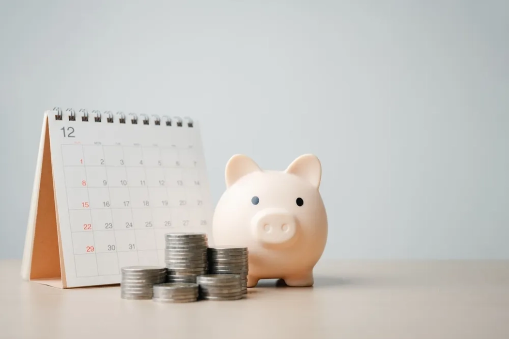 Cat ar trebui sa economisesc lunar in functie de salariu